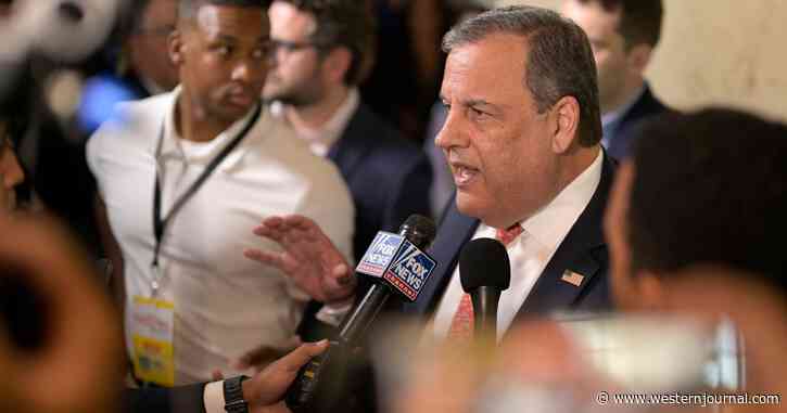 Chris Christie Crashes and Burns as Freedom Summit Boos Him, Kills His Campaign by Insulting the Crowd's 'Reprehensible' Beliefs