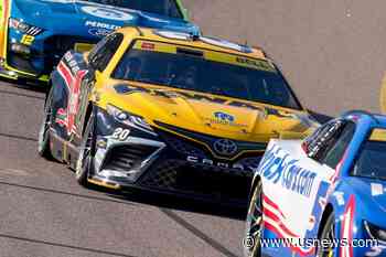 Bell's Championship Chances End With Mechanical Failure in NASCAR Title Race at Phoenix