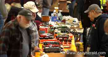 Model train fans flock to DuPage fairgrounds for Great Midwest Train Show
