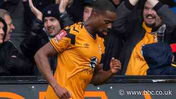 Cambridge win through against non-league Bracknell