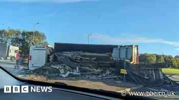 Witchford: Lorry overturns on A142 roundabout