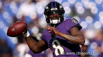 Ravens' Lamar Jackson going for rare feat after taking over NFL's completion percentage lead