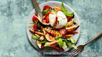 Warmer Süßkartoffel-Feigen-Salat mit Burrata