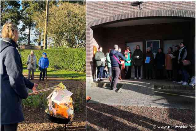 Overledenen herdacht met symbolische verbranding van brieven