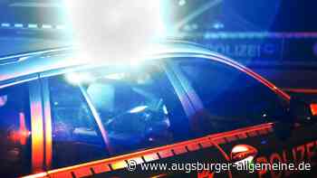 Unbekannte Täter besprühen Mauer in Schulgebäude