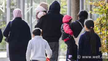 Flucht und Migration kosten Deutschland dieses Jahr fast so viel wie die Bundeswehr