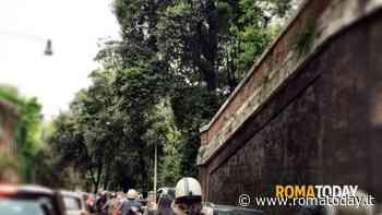 Sei ore e mezza a settimana in auto. A Roma la mobilità è insostenibile