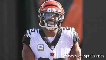 LOOK: Longtime Bengals RB Giovani Bernard returns to Cincinnati shooting photos of his former team for 'SNF'