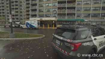 1 person dead, another injured after shooting at Scarborough apartment building