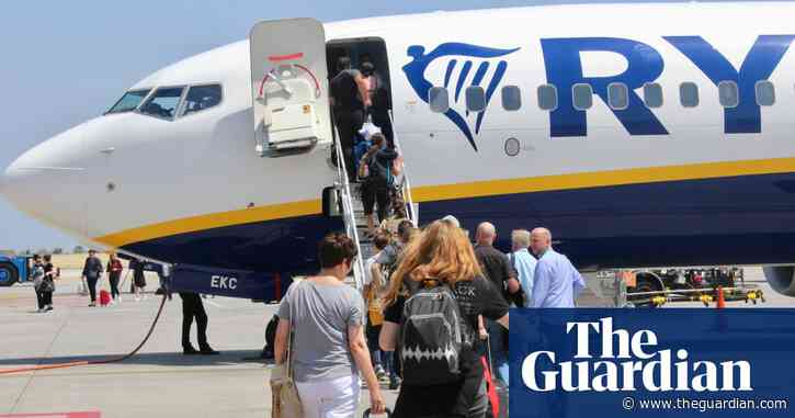 Ryanair to reward shareholders as it heads for record profits after fares rise