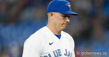 Jays extend qualifying offer to Chapman