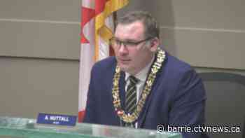 Barrie mayor makes to province for more land for business with support from former mayors