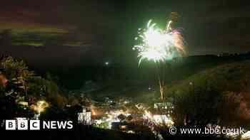 St Agnes: 'Rogue' firework fired into crowd at display