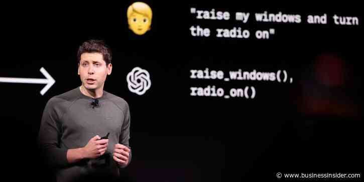 Is Sam Altman bad at typing? A short investigation.