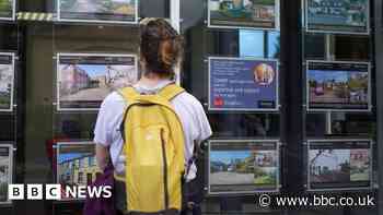 House prices rise for first time in six months, says Halifax