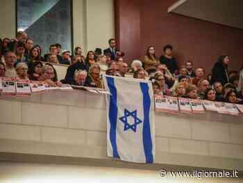 “Il Comune condanni le manifestazioni”. Fischi per Sala alla sinagoga di Milano