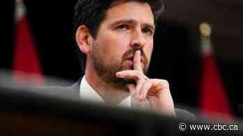 Housing minister vows to keep working with cities despite premiers' threats to block him