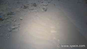 NASA's Ingenuity Mars helicopter flies on back-to-back days to prep for 'solar conjunction' (video)