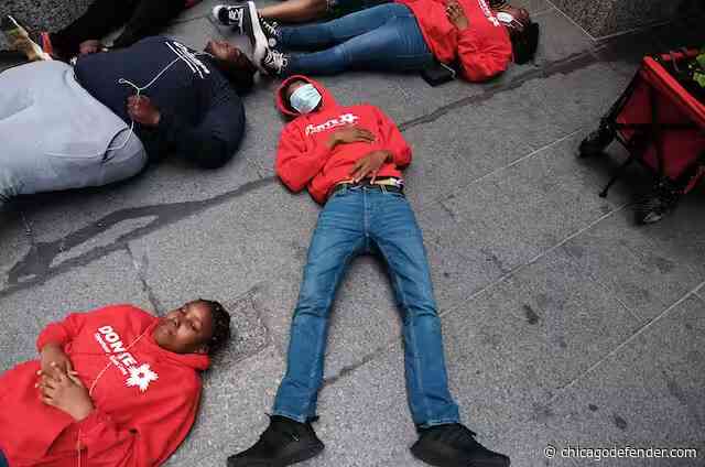 Young Men in Philly, Chicago Die From Guns More Than US Troops in Battle