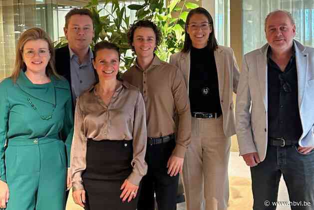 Glowi (Het Poetsbureau) trekt de grens met Nederland over