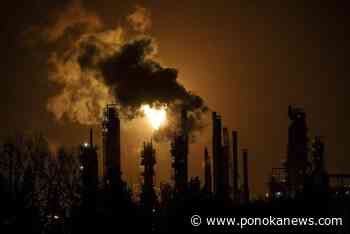 Canada, major fossil-fuel producers failing climate targets, jeopardizing transition