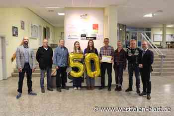 Steinheim: Erster Abi-Jahrgang spendet 2750 Euro