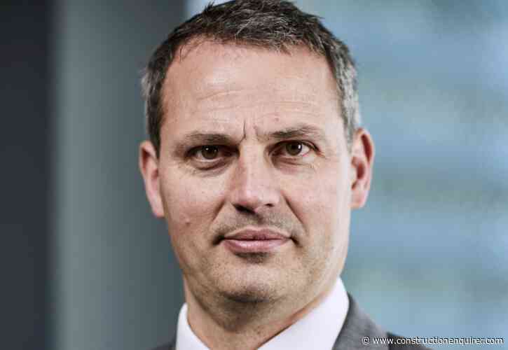 Sisk hires ISG veteran as London commercial chief