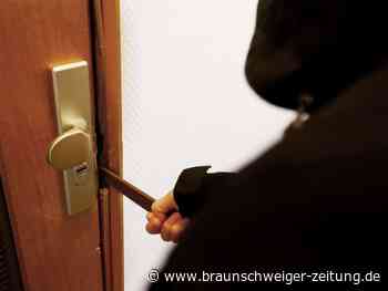 Täter brechen in Salzgitter-Fredenberg in Wohnhaus ein