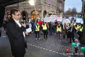 „Münster bleib sozial“: Wütender Protest während der Ratssitzung