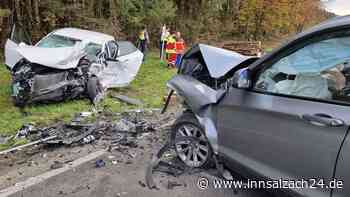 Schrecklicher Unfall in Schwaberinger Senke: Autos prallen frontal zusammen - Mann tot