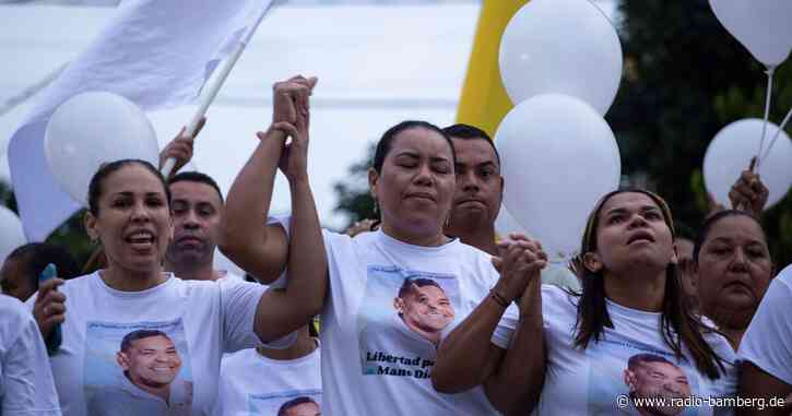 Vater von Liverpool-Profi Díaz freigelassen