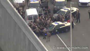Suspects in custody after police chase involving U-Haul van ends on Turnpike in Miami-Dade