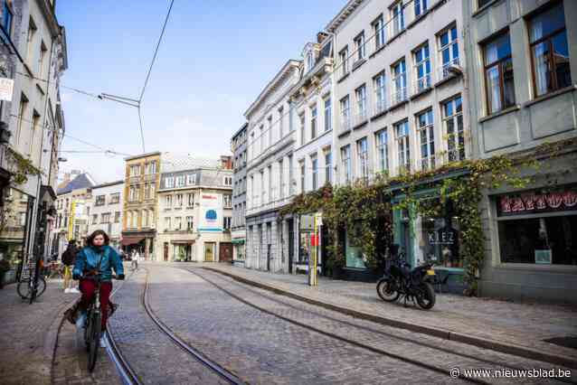 BUURTREPORTAGE. Het geheim van de Minderbroedersrui: “Ga een straat verder en de panden zijn plots onbetaalbaar”