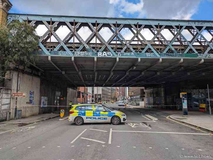 Southwark Street stabbing: man in life-threatening condition