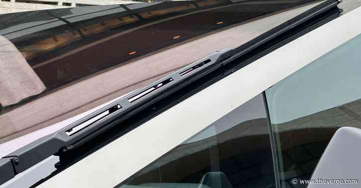 Is the Cybertruck’s wiper actually multiple wipers in a row? An investigation