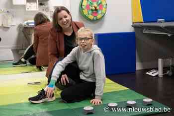Intensieve therapie helpt Amélie (11) om te leven met hersenverlamming: “Ze kan zelfs al snowboarden”