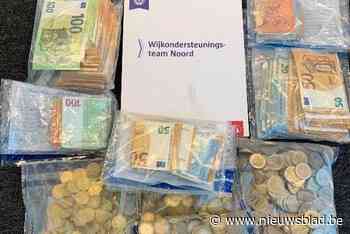 Politie vindt 15.500 euro cash tijdens huiszoeking bij dealers in Ekeren