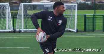 Tony Smith gives first hint to Hull FC trial selections as squad challenge set