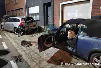 Geen gewonden bij spectaculair ongeval in Elenestraat