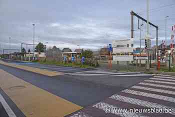 Meer fietsenstallingen en meer groen aan station