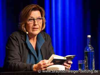 Grandioses Finale der Lesetage im Wolfsburger Hallenbad