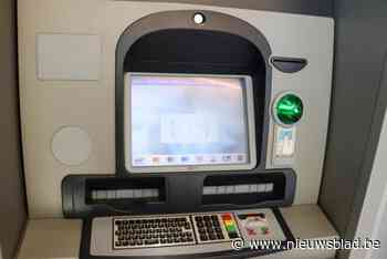 Twintiger vernielt bankkantoor omdat automaat bankkaart inslikt: 24 maanden cel