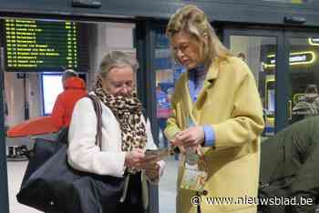 Annelies Verlinden deelt samen met vrouwenbeweging van CD&V lintjes uit en steunt verbod op apps voor deepnudes