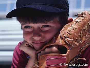 Baseball Puts Kids' Elbows at Risk, Study Shows