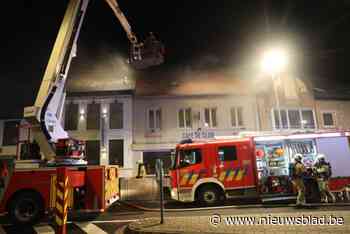 Elektrisch vuurtje veroorzaakt brand in café