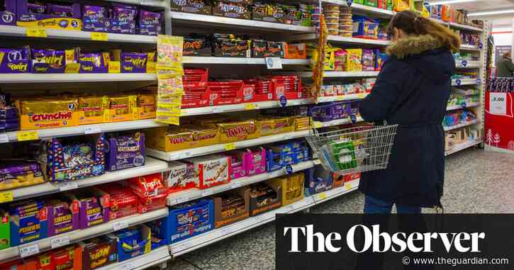 Supermarkets in England ‘blatantly disregarding’ rules over where they place crisps, sweets and fizzy drinks