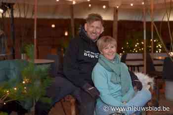 Duurzame winterbar verwent je met biologische gemberlimonade onder kerstbomen uit De Liereman