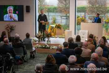 Staf De Lie uitgewuifd met Wilhelmus en Vlaamse Leeuw: “Zoals hem maken ze ze niet meer”