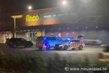 Oververhitte papierpers zorgt voor rookontwikkeling in Carrefour in Diepenbeek