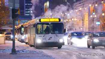 Winnipeg Transit union lifts work restrictions while drivers vote on latest contract offer